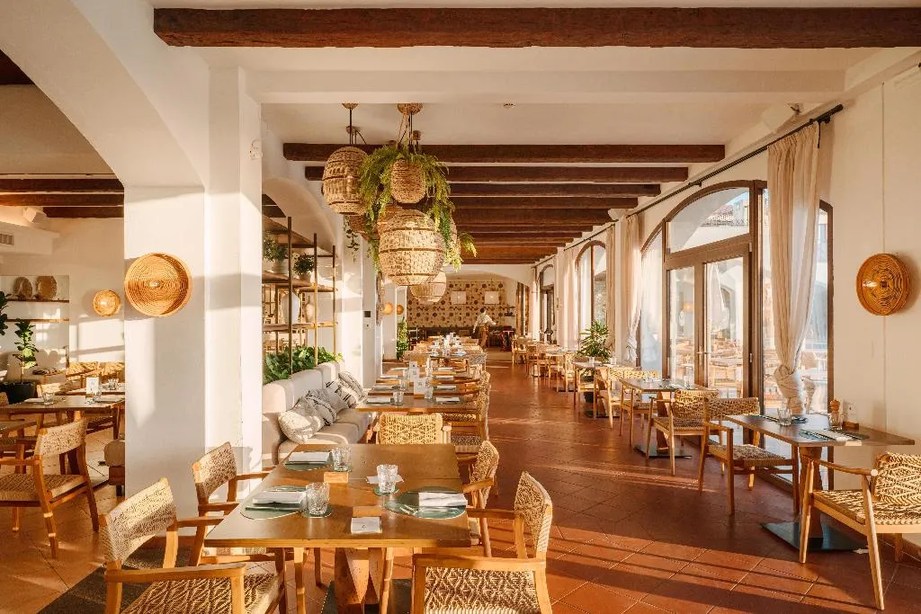 Restaurant, Mangia's Santa Teresa Sardinia, Curio Collection, Olbia