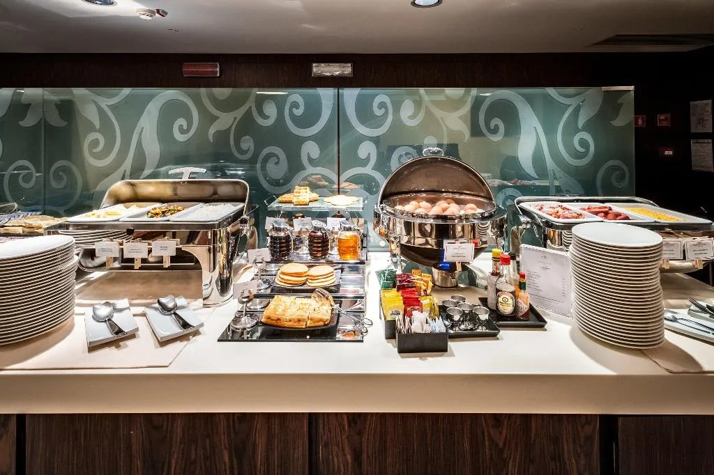 Restaurant, Crowne Plaza Milan City, Milan