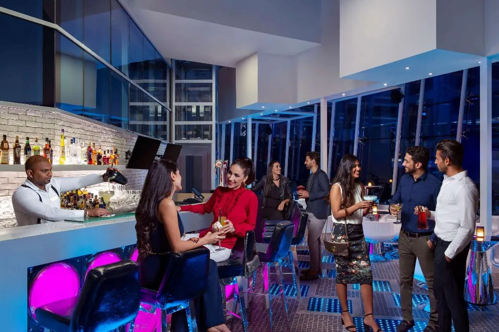 Bar, Grand Mercure Business Bay, Dubai
