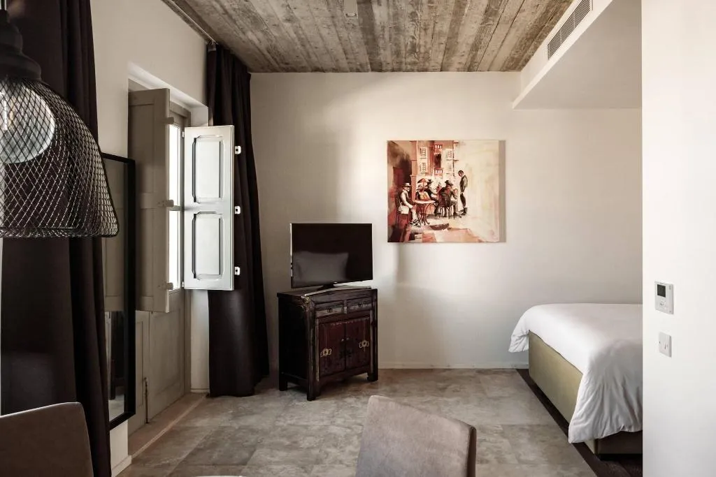 DOUBLE WITH KITCHENETTE Room, 19 Rooms, Malta