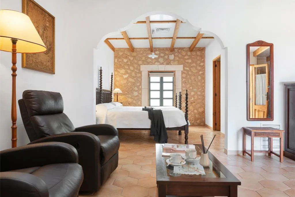 JUNIOR SUITE STANDARD Room, Can Canals, Majorca