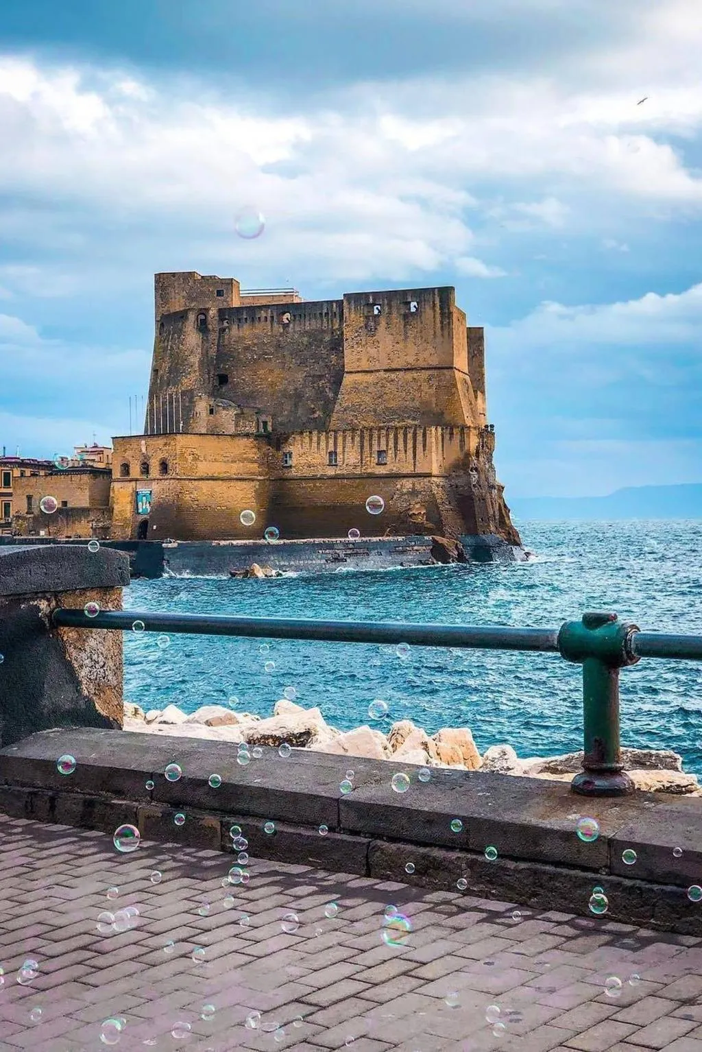 General view, Twice Naples, Naples