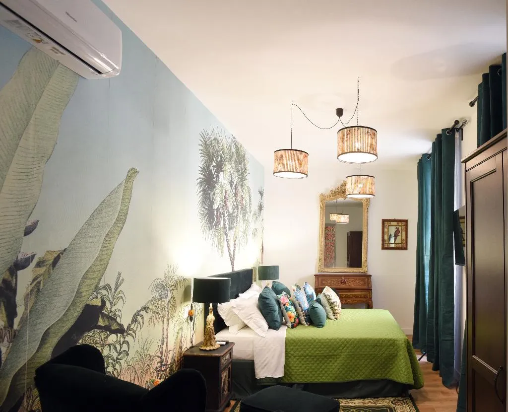 DOUBLE DELUXE ONE BED Room, Guest House Ventisei Scalini A Trastevere, Rome