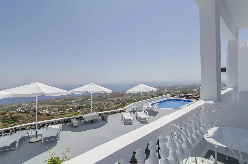 Terrace, Belle etoile Villas, Santorini