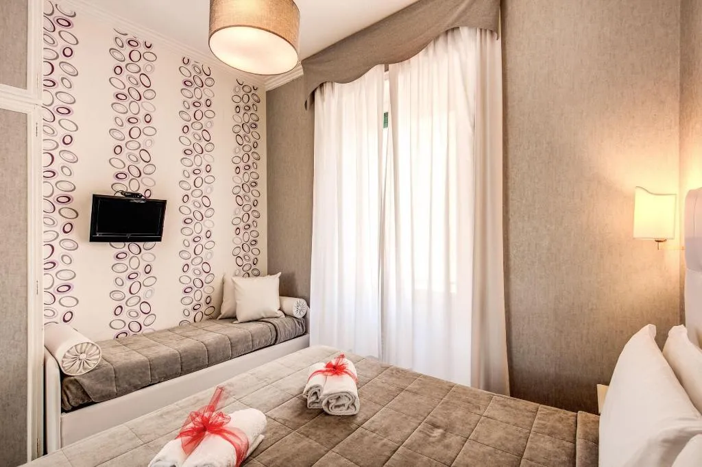 Room, Marta Inn, Rome