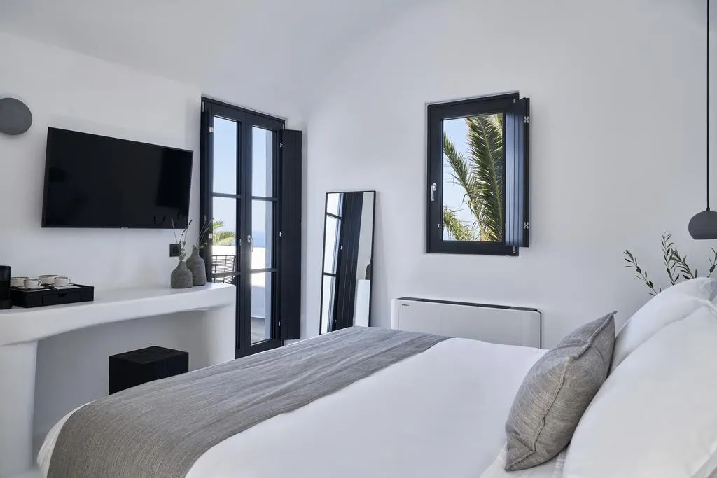 DOUBLE DELUXE SEA VIEW Room, Pantheon Villas, Santorini