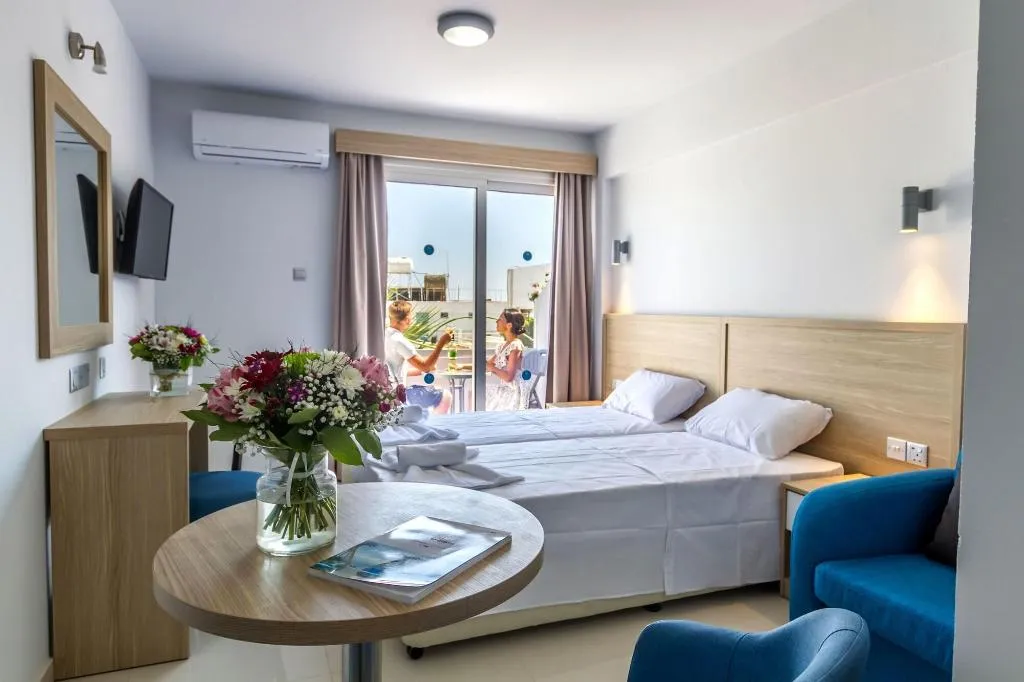 Room, Paul Marie, Cyprus