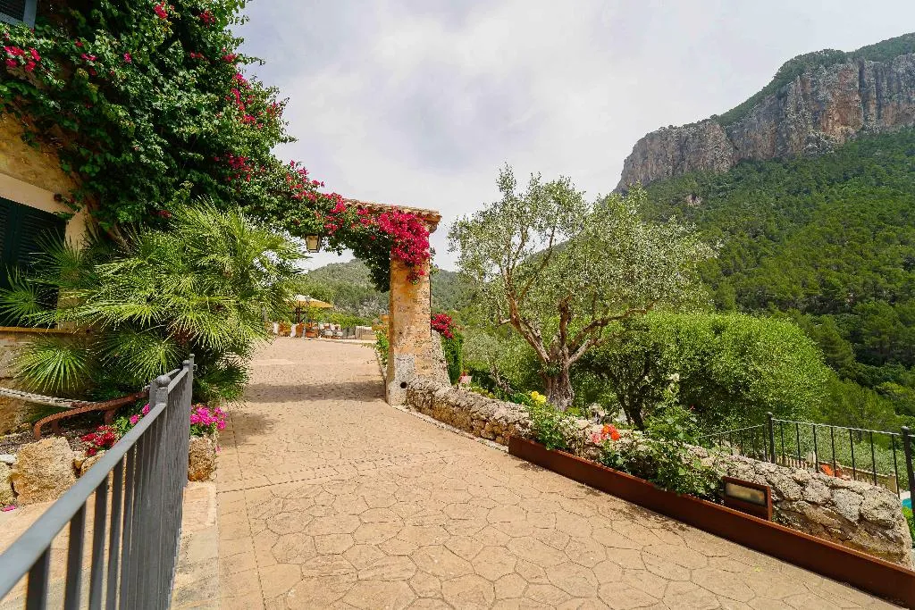 General view, Hotel Rural S'Olivaret, Majorca