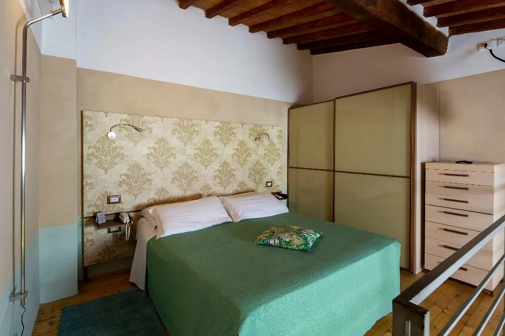 STUDIO STANDARD Room, Le Capanne, Florence