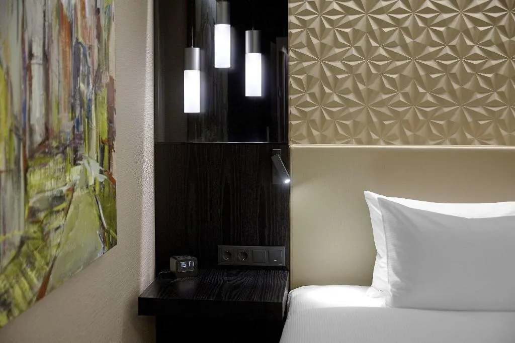 TWIN TWO DOUBLE BEDS Room, Hilton Tallinn Park, Tallinn
