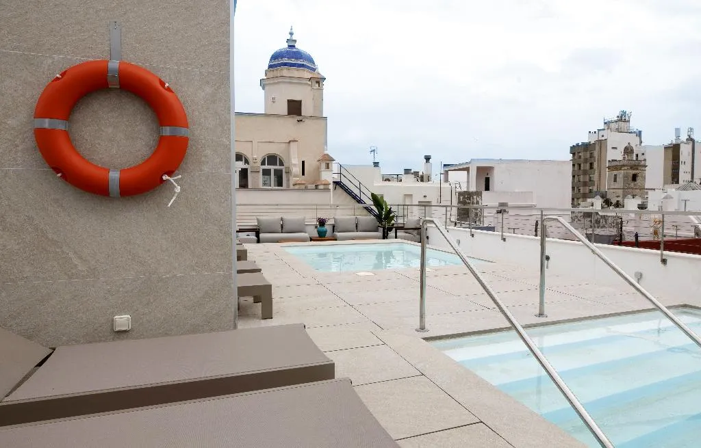 Pool, GoodNight Apartments Cadiz, Costa De La Luz