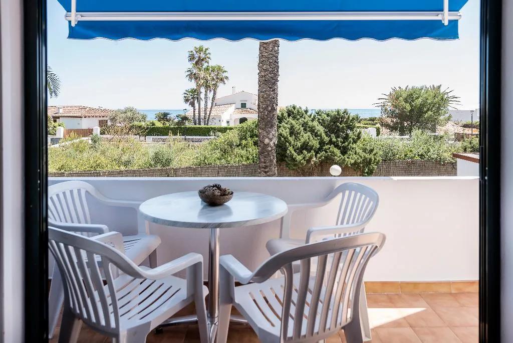 APARTMENT CAPACITY 4 ONE BEDROOM Room, Las Brisas I & II, Menorca