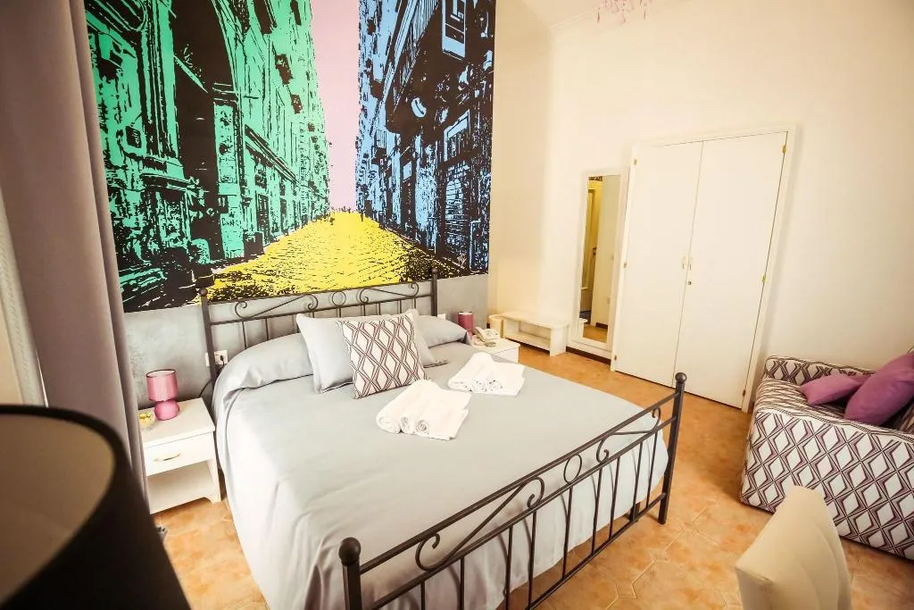 Room, Hotel Napoli Mia, Naples