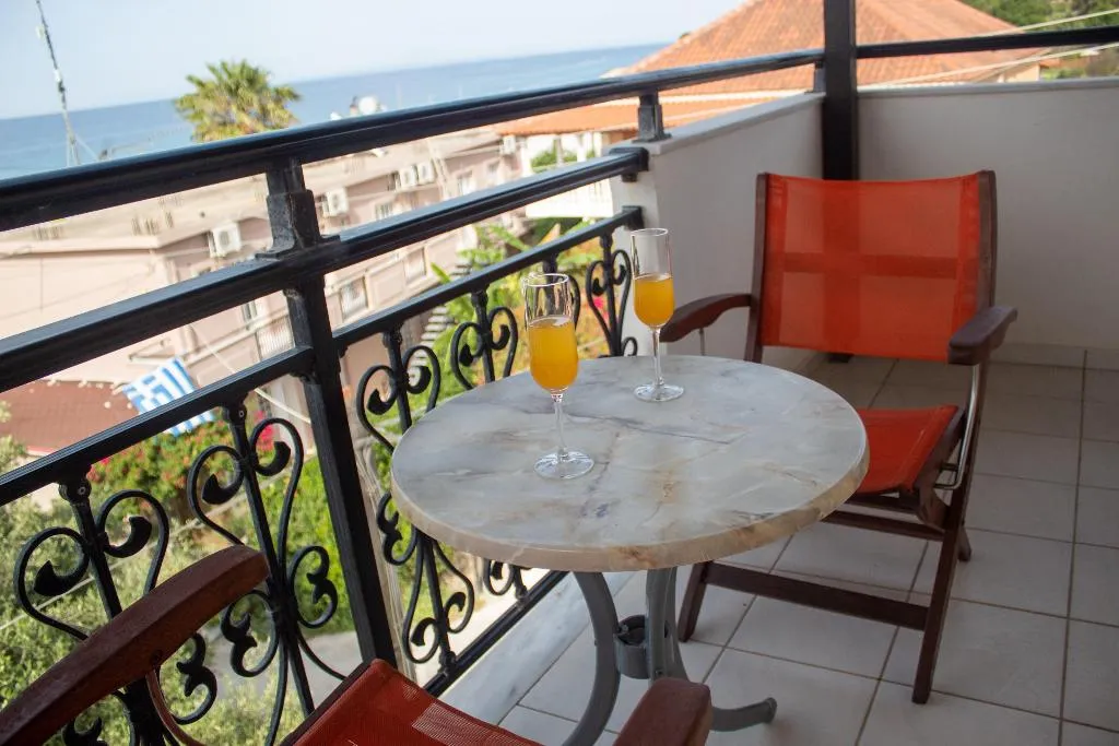 Room, Vaso Alykanas Studios, Zante