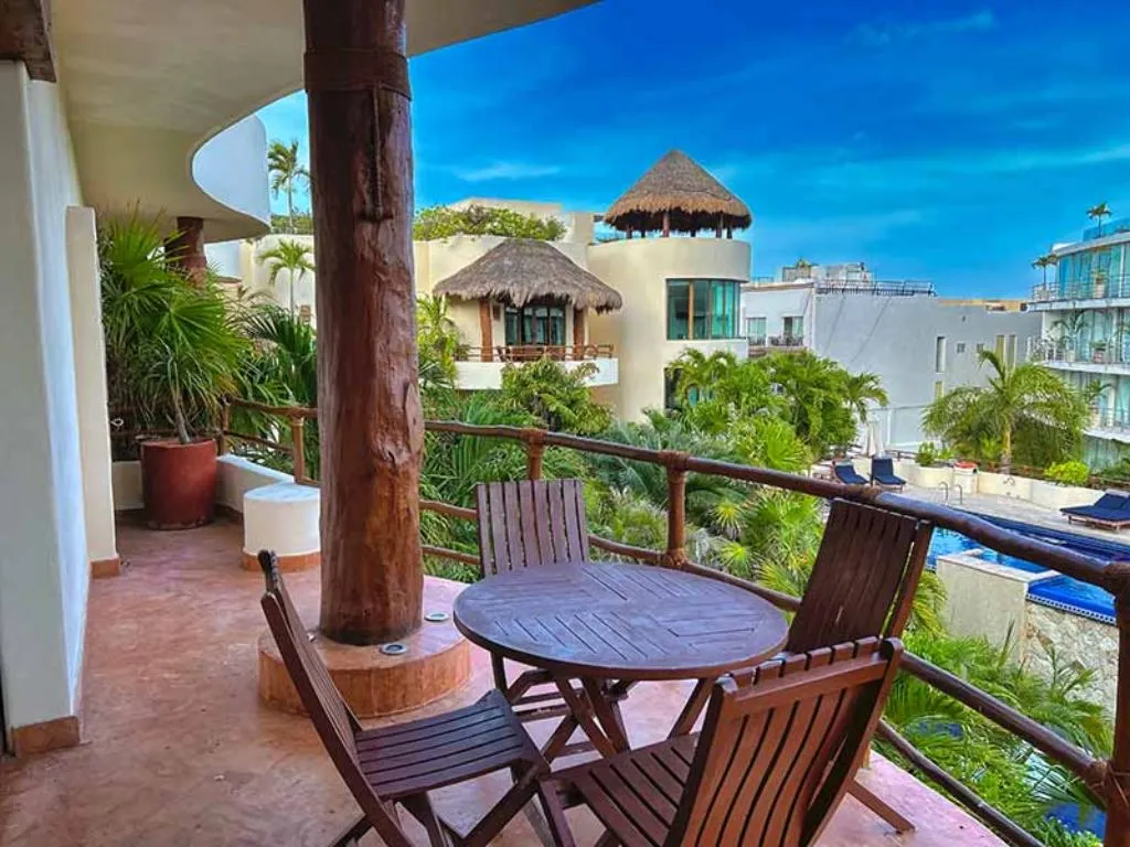 Terrace, Porto Playa Condo Hotel, Playa Del Carmen