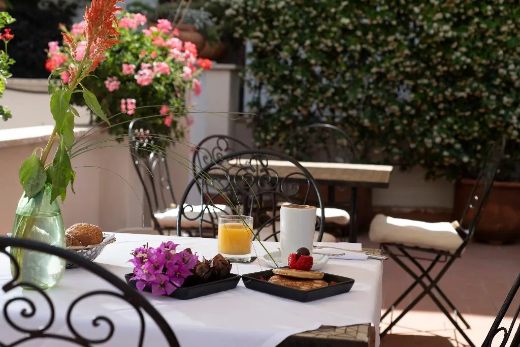 Terrace, Hotel Alpi, Rome