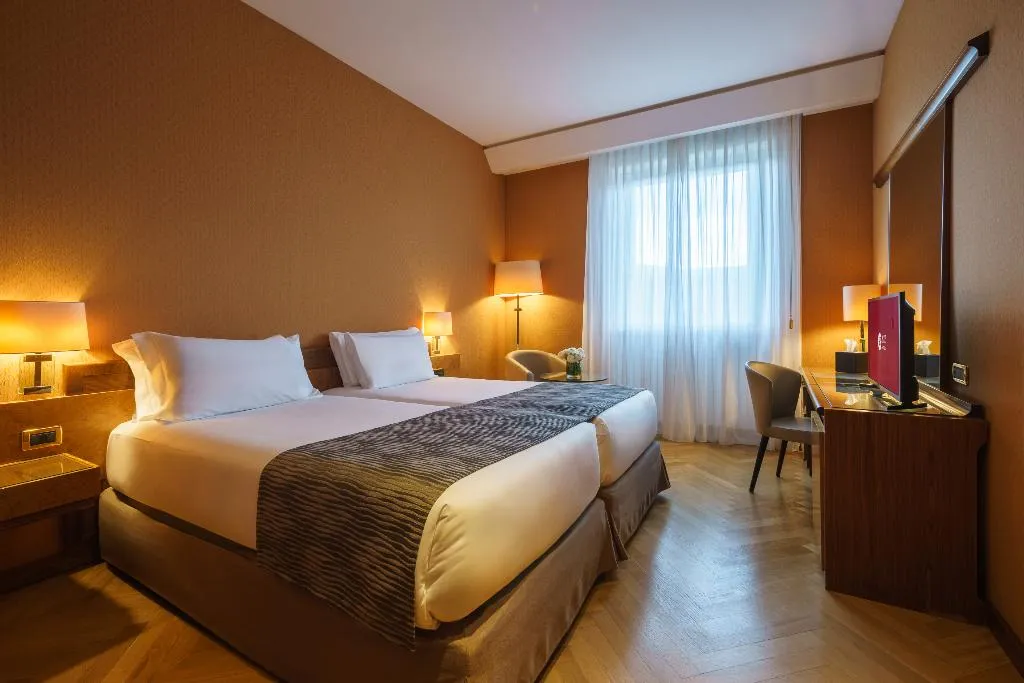 Room, Exe Majestic, Naples