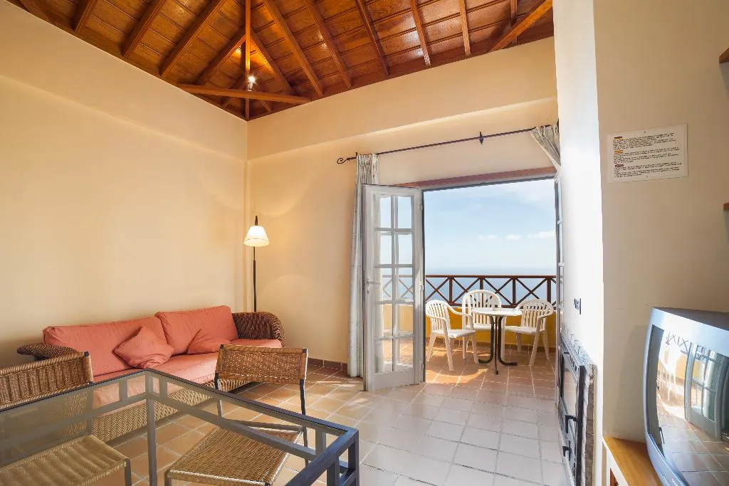 APARTMENT SEA VIEW CAPACITY 4 Room, Breñas Garden, La Palma