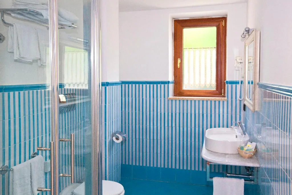Double or Twin ECONOMY Room, Punta Campanella Resort & Spa, Naples