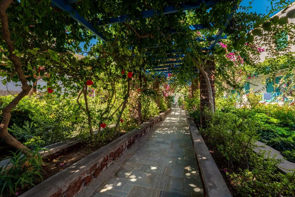 Terrace, Andreas Aparthotel, Santorini