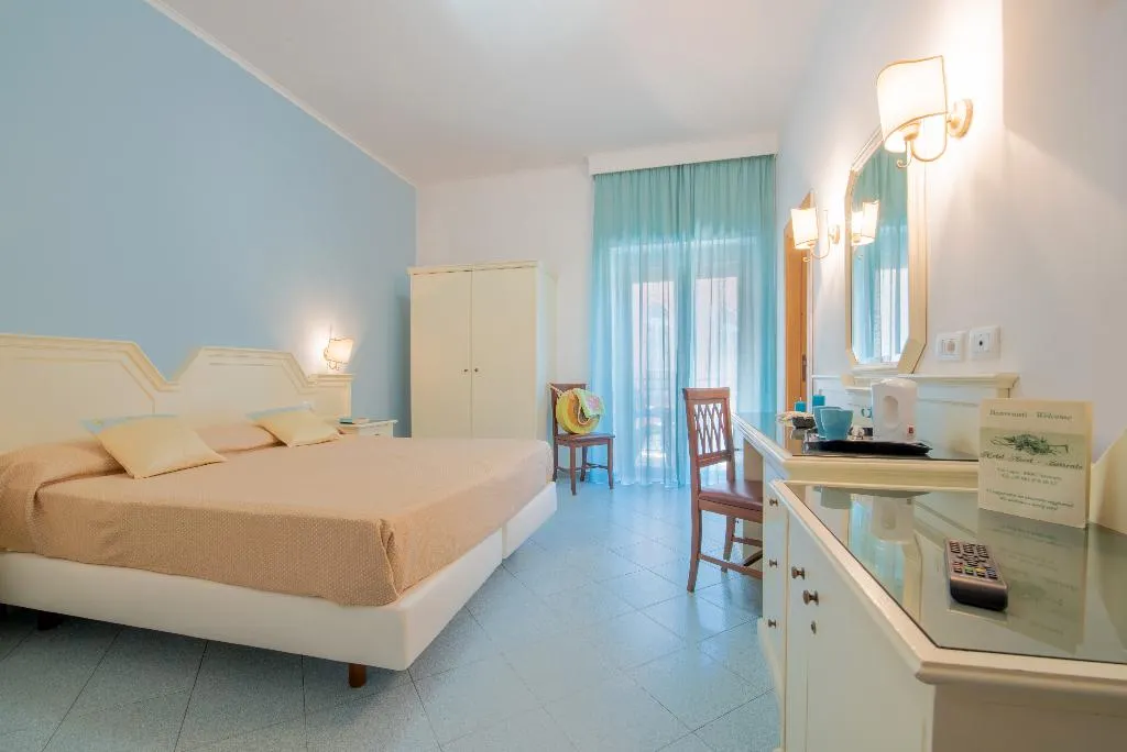 Double or Twin STANDARD Room, Ascot Hotel Sorrento, Naples