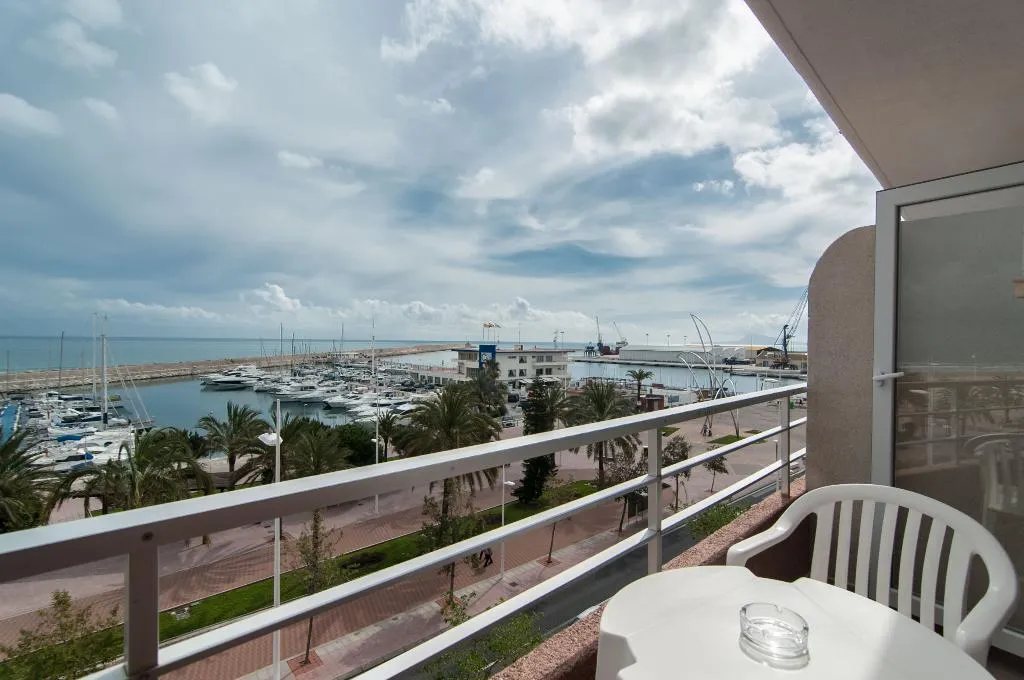 Terrace, San Luis, Valencia