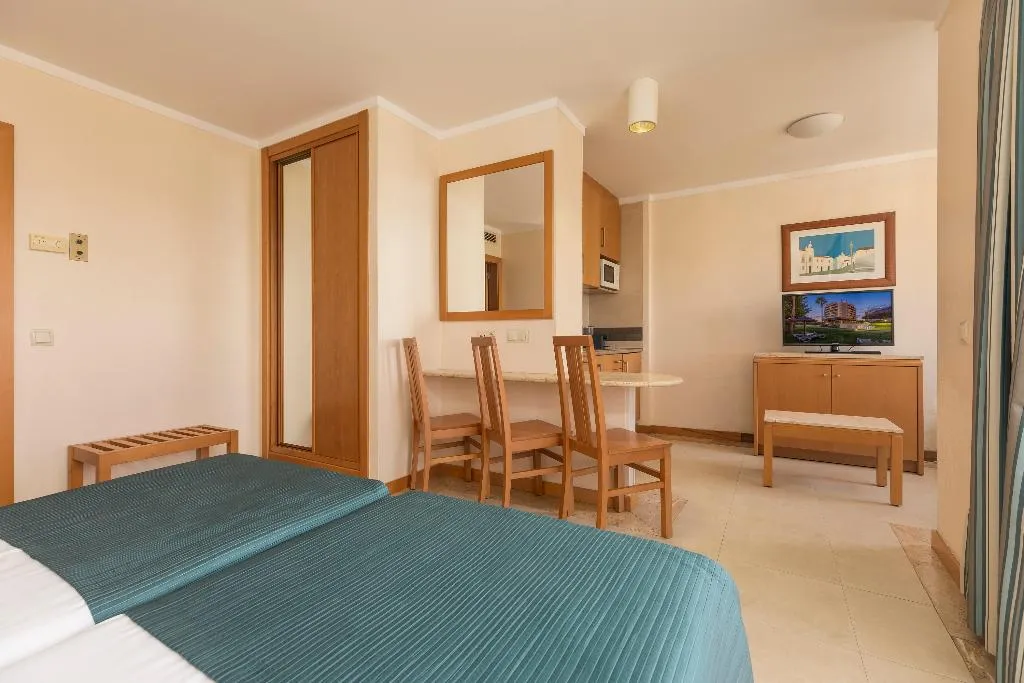JUNIOR SUITE CLASSIC Room, Interpass Vauhotel Apartamentos, Algarve