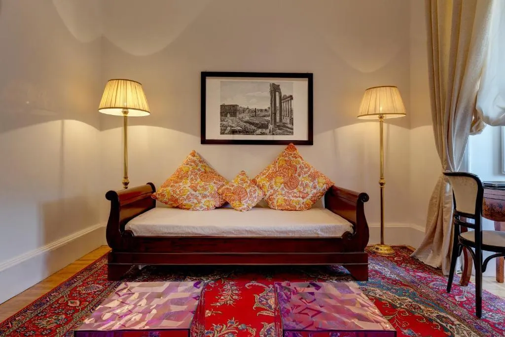 JUNIOR SUITE WITH VIEWS Room, Grand Hotel Plaza, Rome