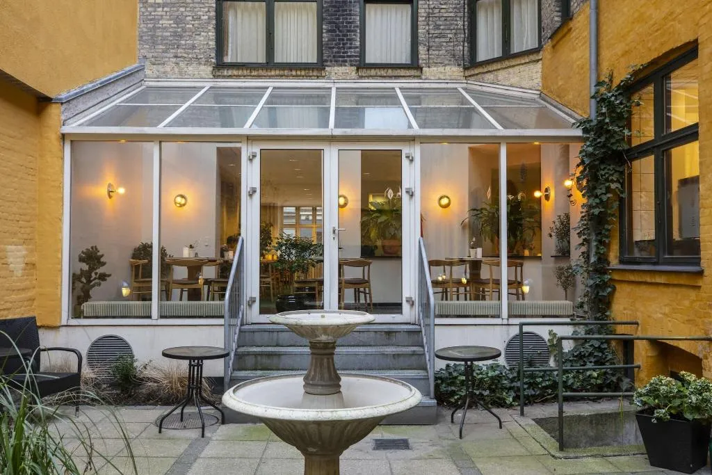 Terrace, City Hotel Nebo, Copenhagen