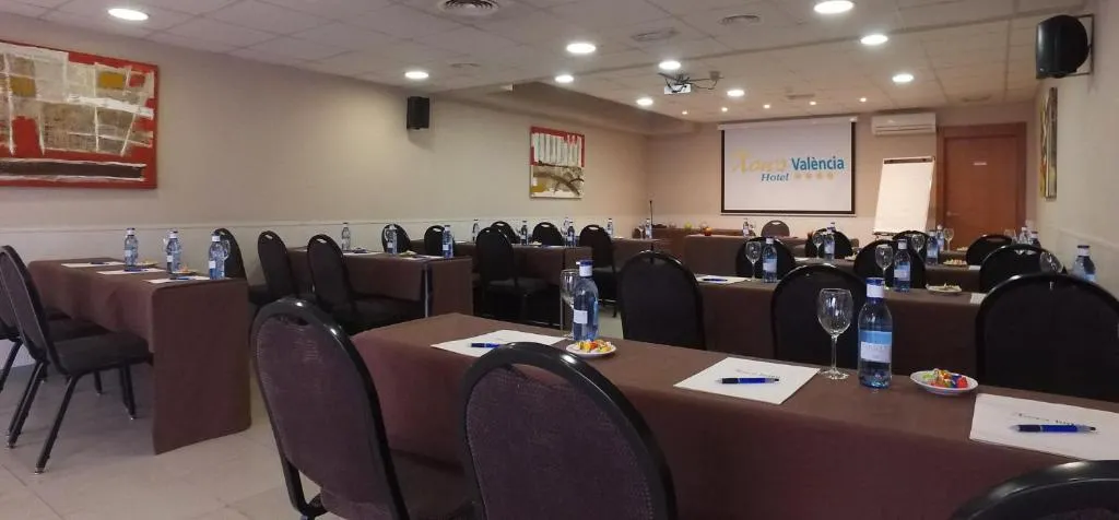 Conferences, Xon's Valencia, Valencia