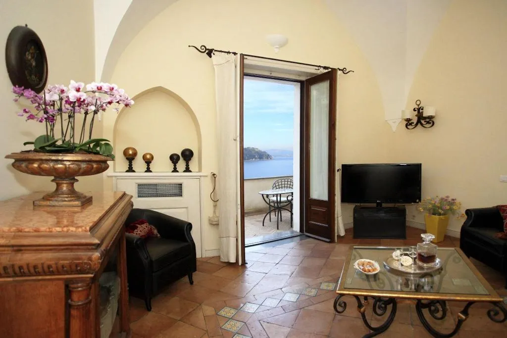 Room, Villa Alba d'Oro - Historic Luxury Villa, Naples