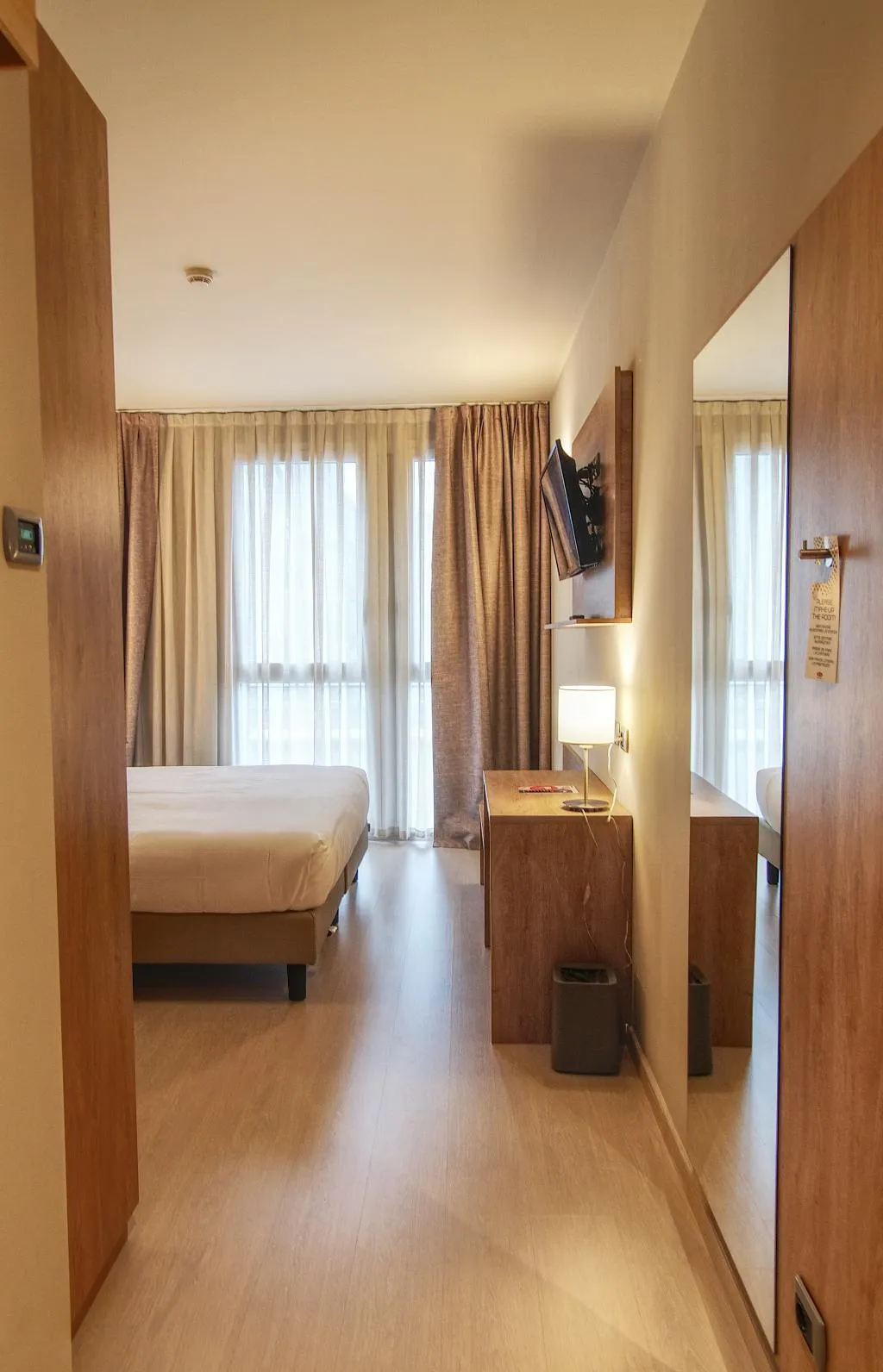 Double or Twin STANDARD Room, Tower Hotel Malpensa, Milan