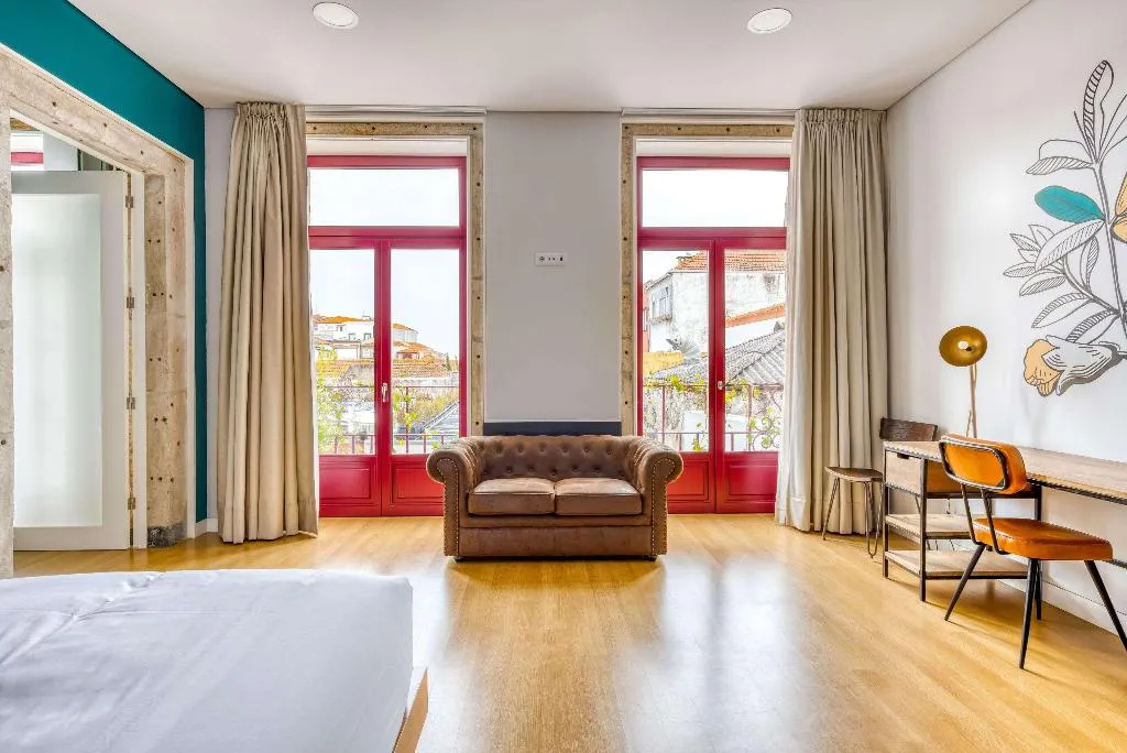 Room, Selina Porto, Porto