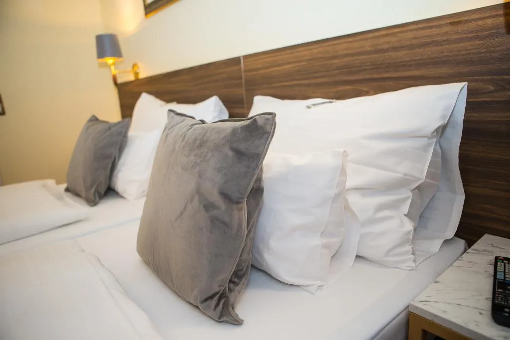 DOUBLE COMFORT Room, City Pension Stephansplatz self check in, Vienna