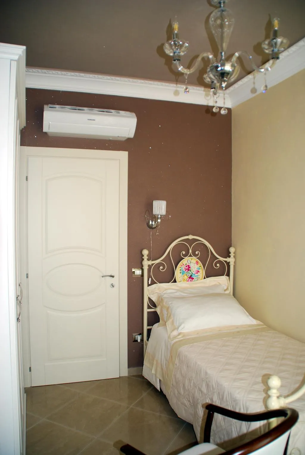 SINGLE DELUXE Room, Daphnae House, Catania