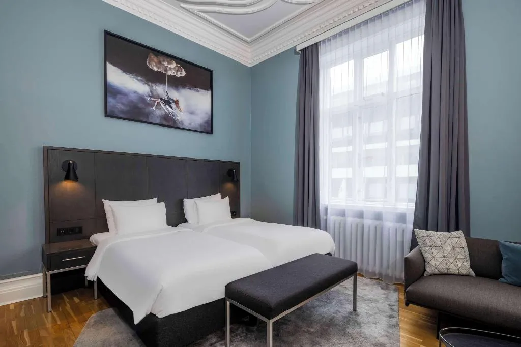 JUNIOR SUITE QUEEN SIZE BED Room, Radisson Blu 1919, Reykjavik
