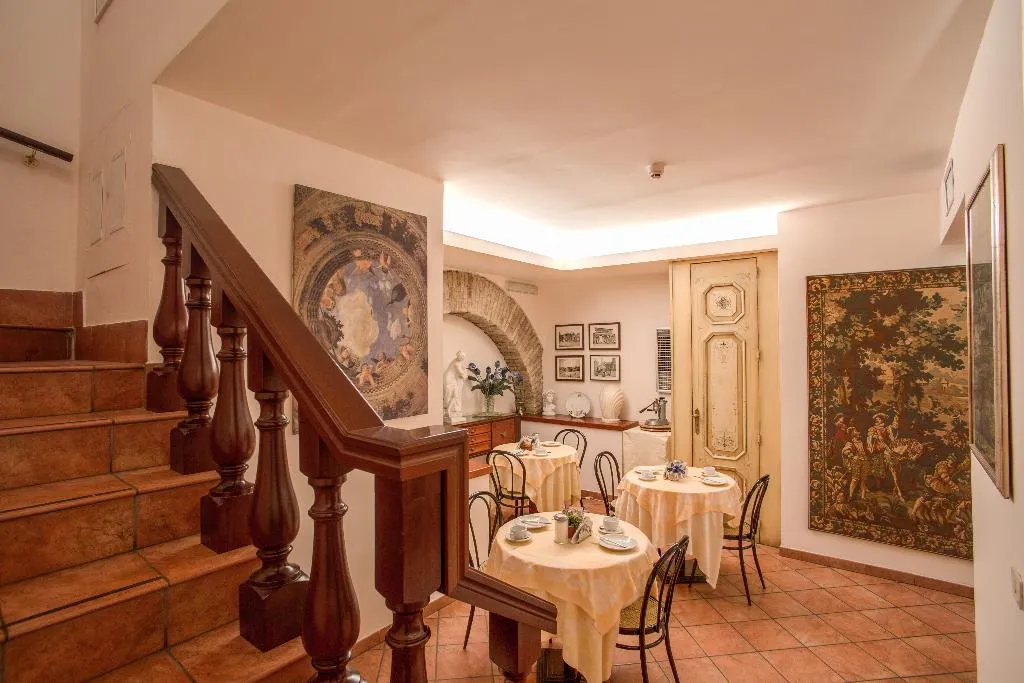 Restaurant, Corona, Rome
