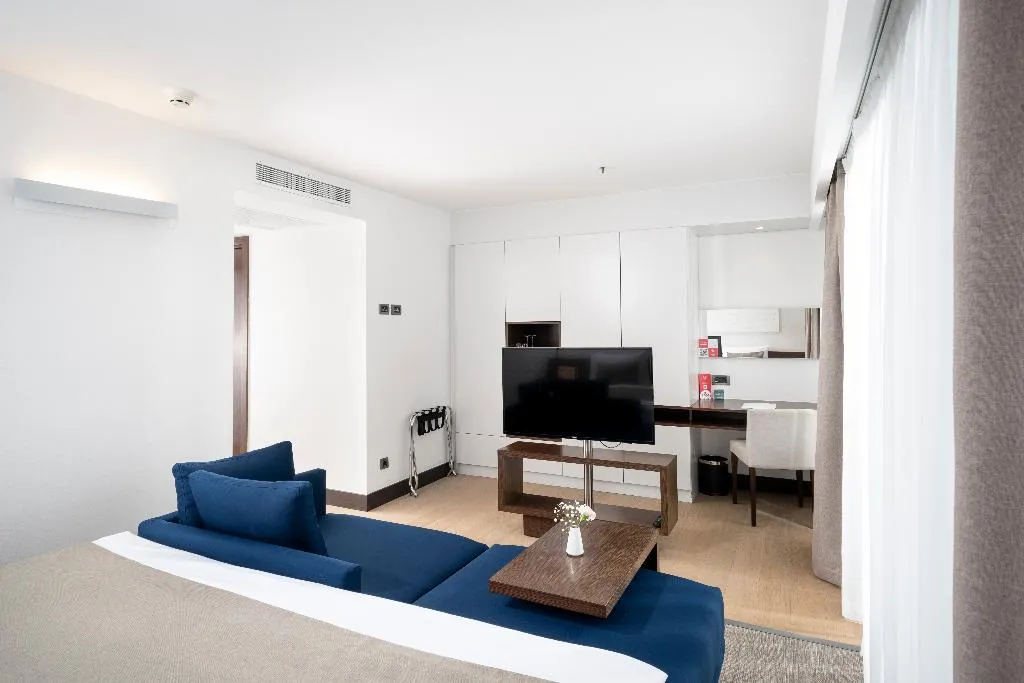 DOUBLE CLASSIC WITH BALCONY Room, Hotel Parentium, Istria