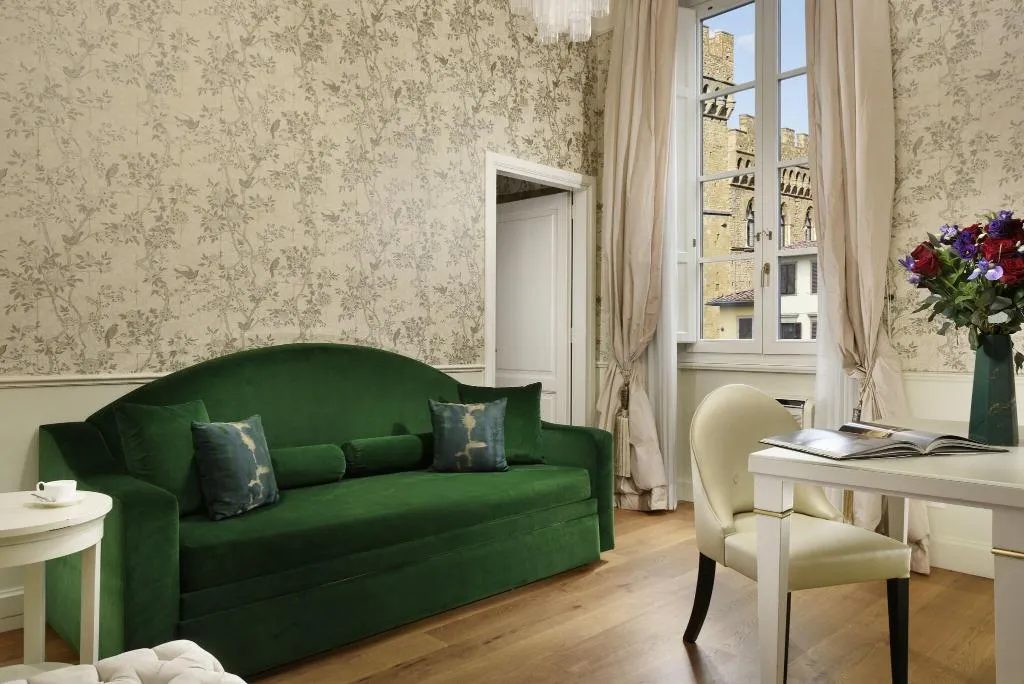 SUITE EXECUTIVE KING BED Room, San Firenze Suites And Spa, Florence