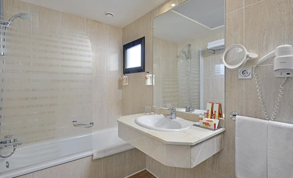 TRIPLE STANDARD Room, Sol Torremolinos Don Pedro, Costa Del Sol