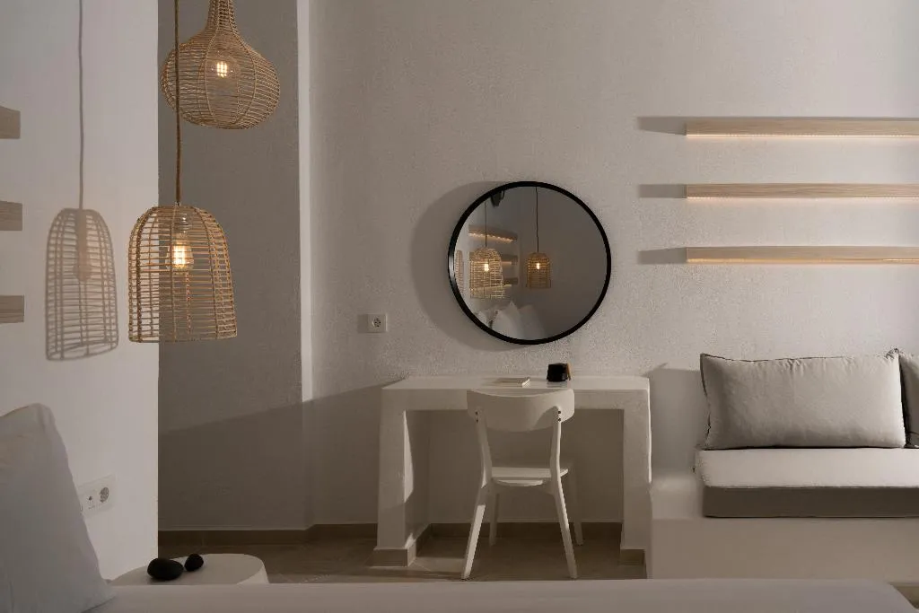 DOUBLE SUPERIOR Room, Sunshine, Santorini