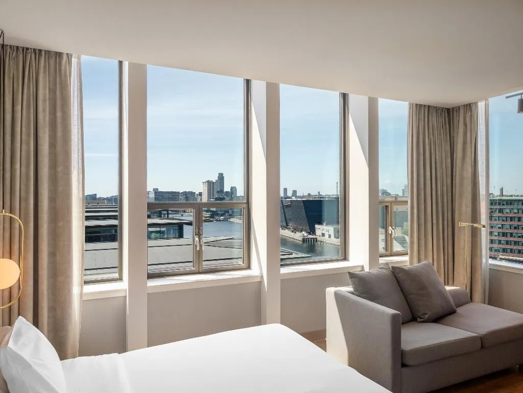 JUNIOR SUITE WITH VIEWS Room, NH Collection Copenhagen, Copenhagen