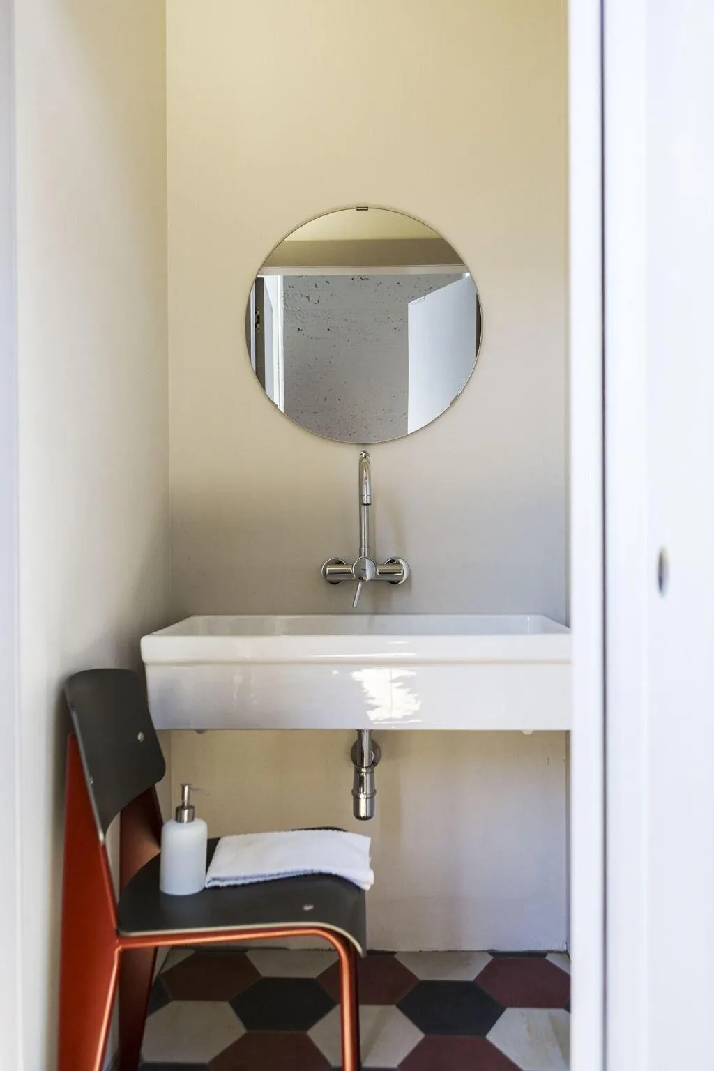 Room, Casa Base, Milan
