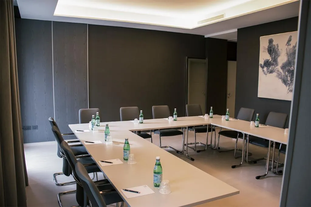 Conferences, Resort Tre Fontane, Naples
