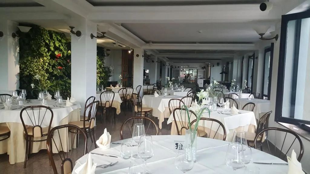 Restaurant, Albergo Lachea, Catania