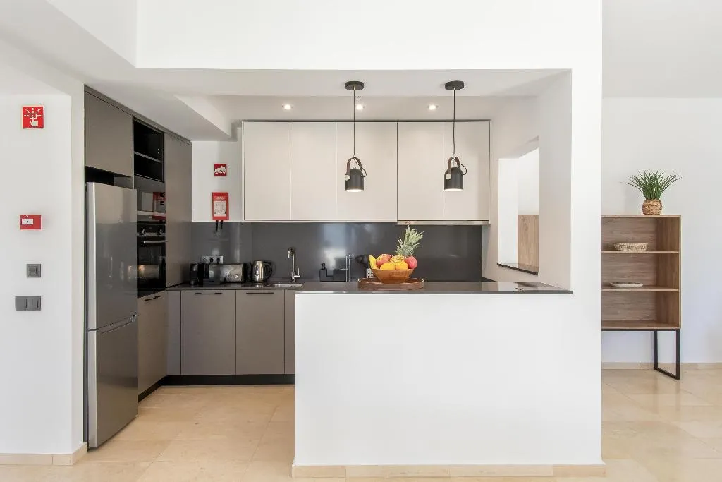 TOWNHOME THREE BEDROOMS Room, Carvoeiro Gardens, Algarve