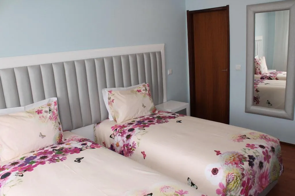 Room, Grande Oceano Guest House, Porto