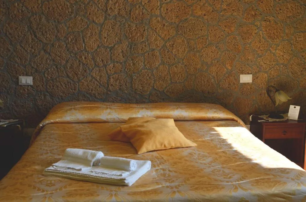 Room, Il Quadrifoglio, Palermo