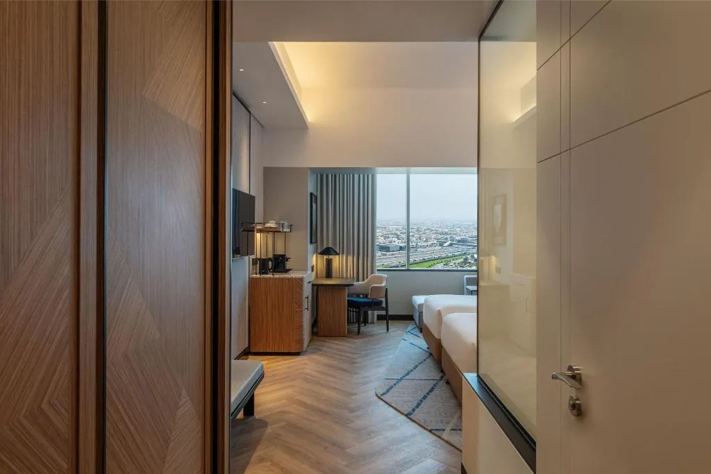 DOUBLE CLUB Room, Sheraton Dubai Mall of the Emirates Hotel, Dubai