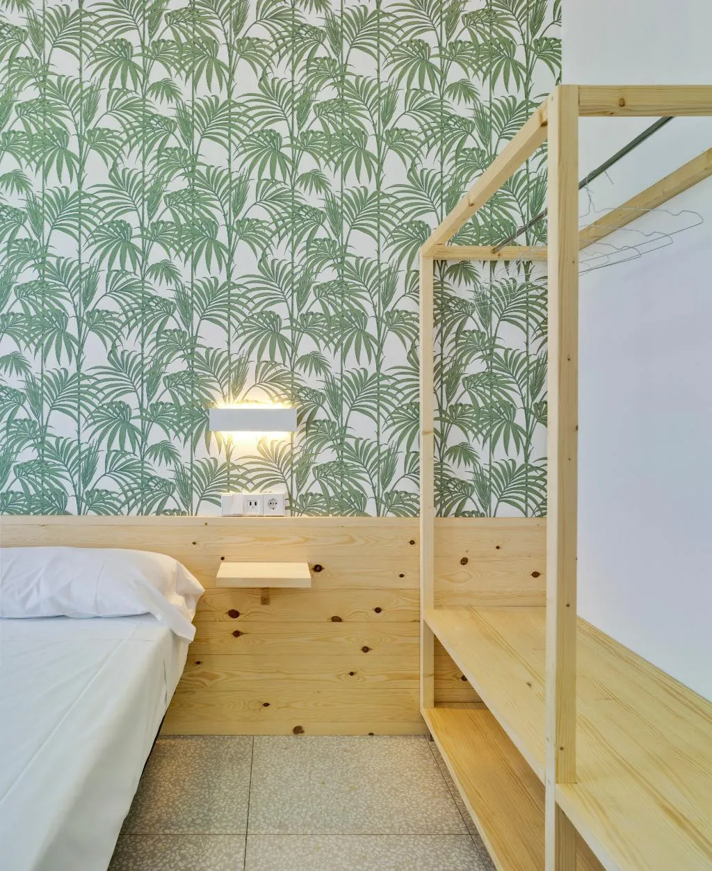 Double or Twin ONE BED Room, Loop INN Hostel Cartagena, Costa Blanca